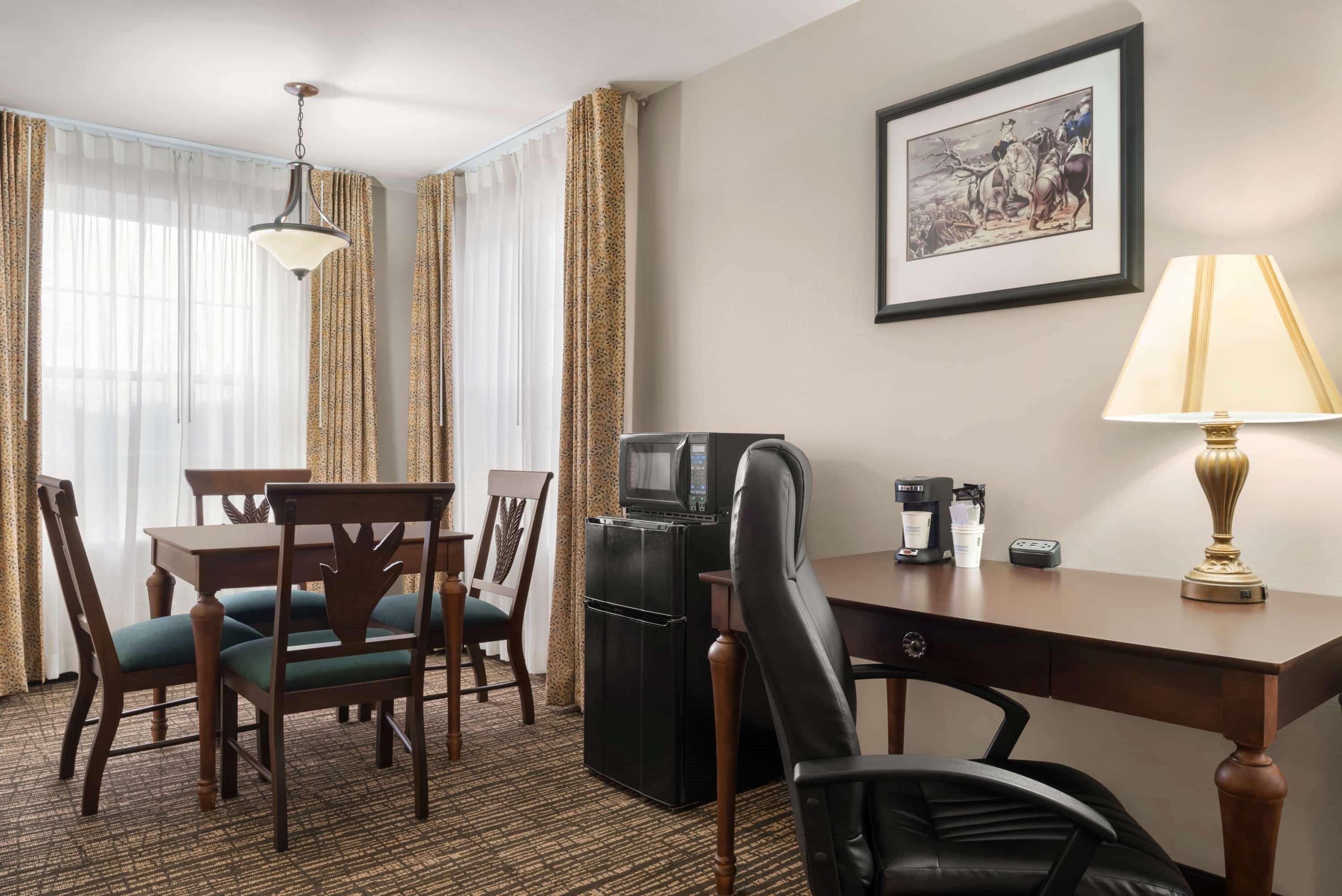 Baymont By Wyndham Washington Hotel Ngoại thất bức ảnh